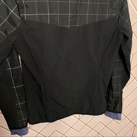 Adidas Black Running Jacket Small - Picture 2 of 3
